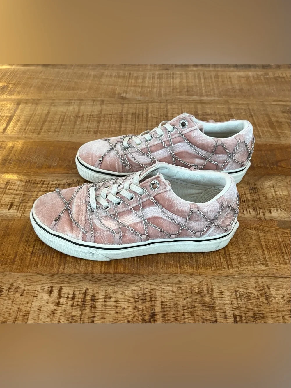 Vans x Sandy Liang Old Skool Velvet Chain Rivington Sneakers